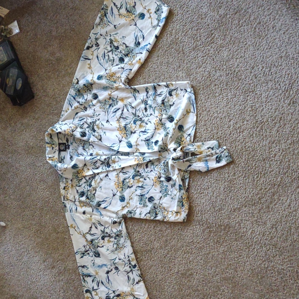 Bobeau Sz M Floral Open Front Blouse/Shell Short Kimono Style